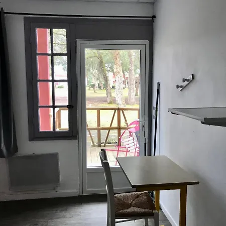 Nouvel Horizon Guest Center Landes Hostel