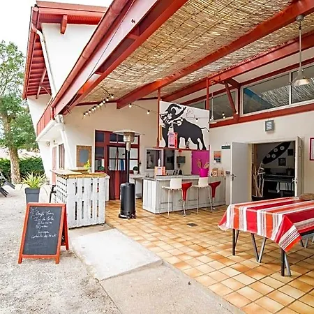 Nouvel Horizon Guest Center Landes Hostel